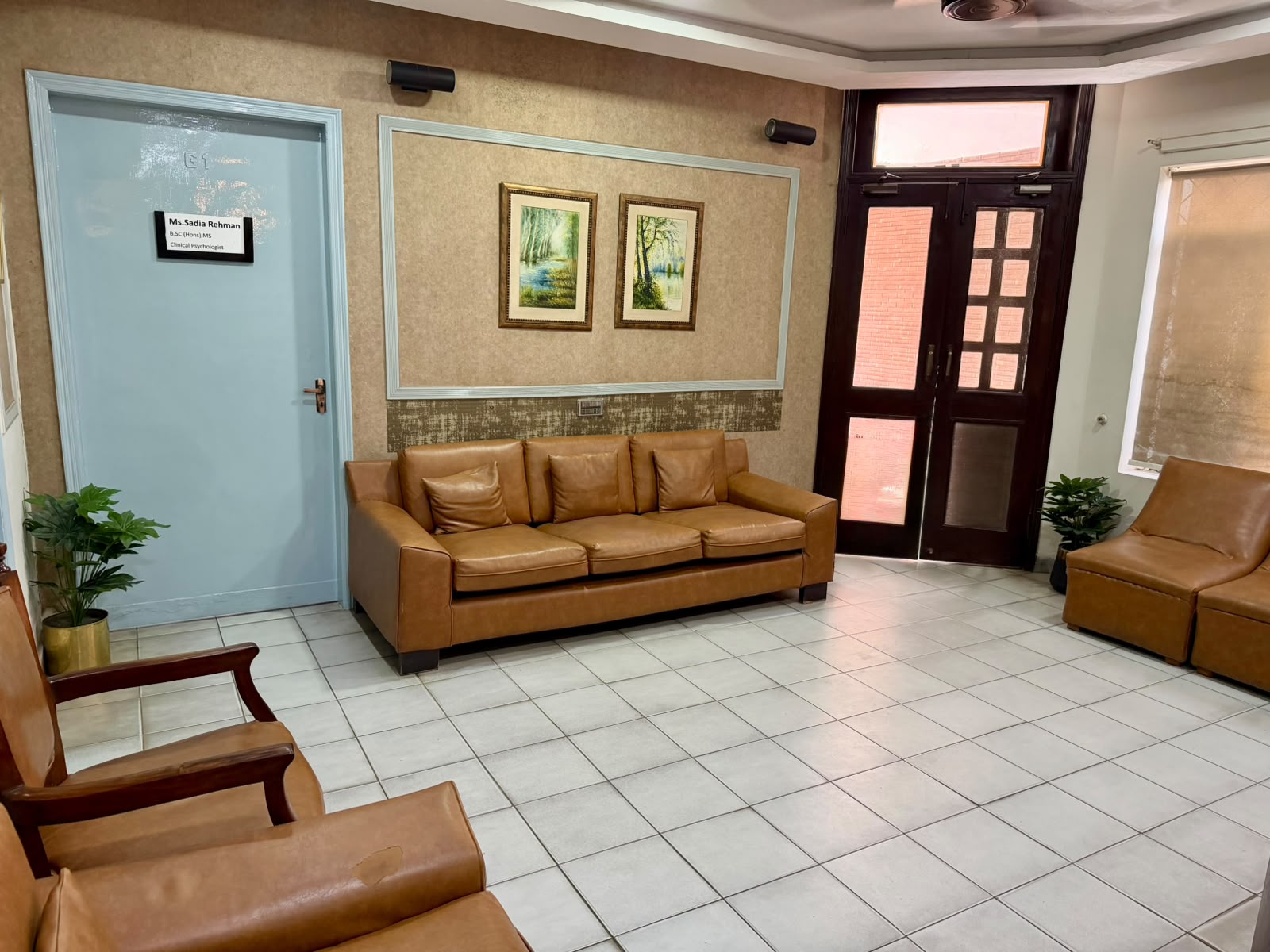 Patient and family seating area at The Parklane Clinic